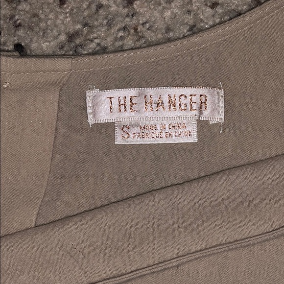 Tan lace detailed top - Picture 3 of 4